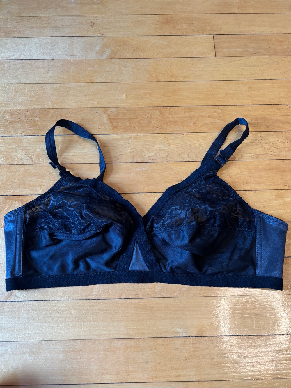 Vintage 1980s Black Floral Lace, Mesh, Satin Unpadded Wireless Bra | Size 42C